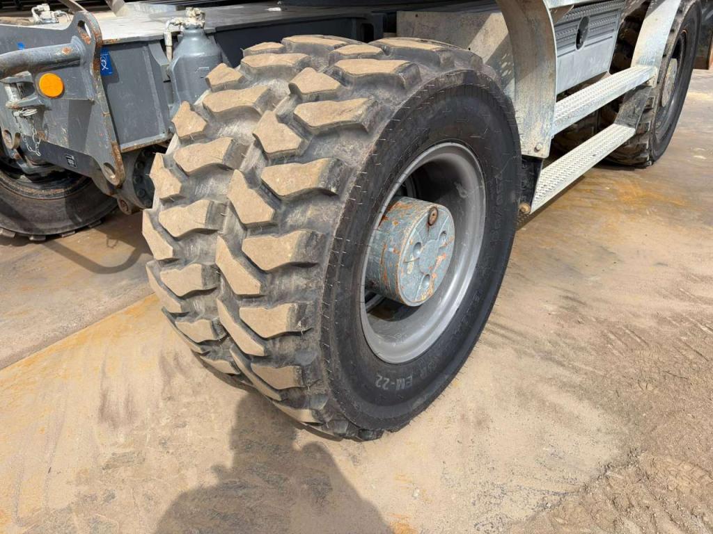 Liebherr A920 Foto 12