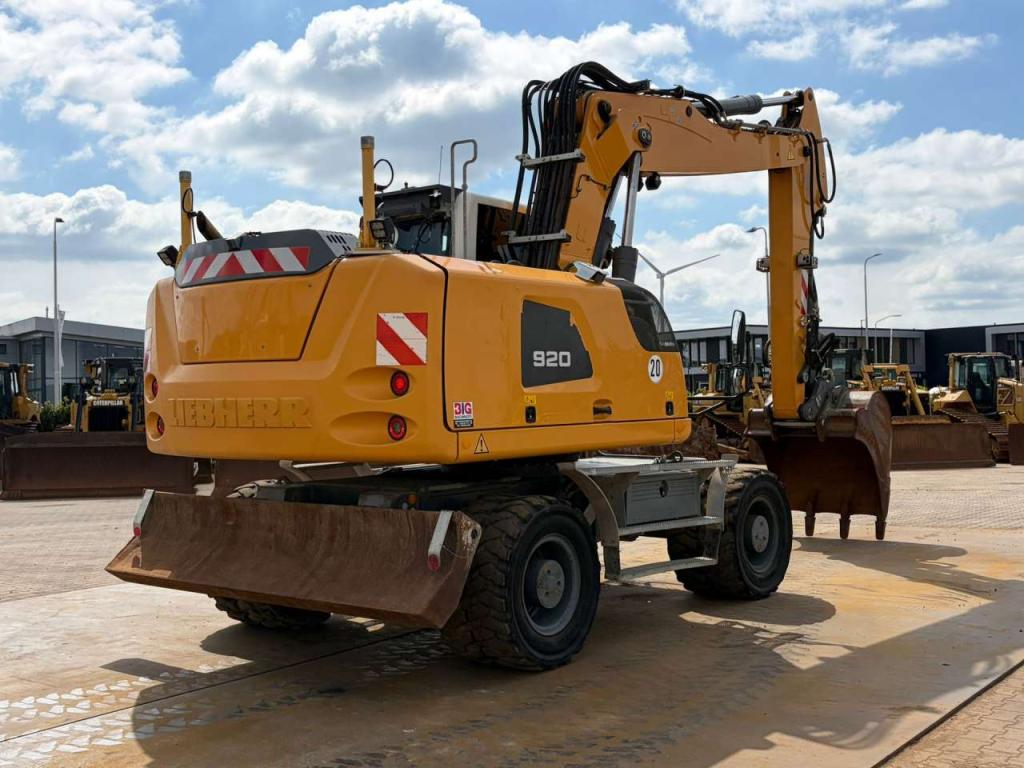 Liebherr A920 Foto 7