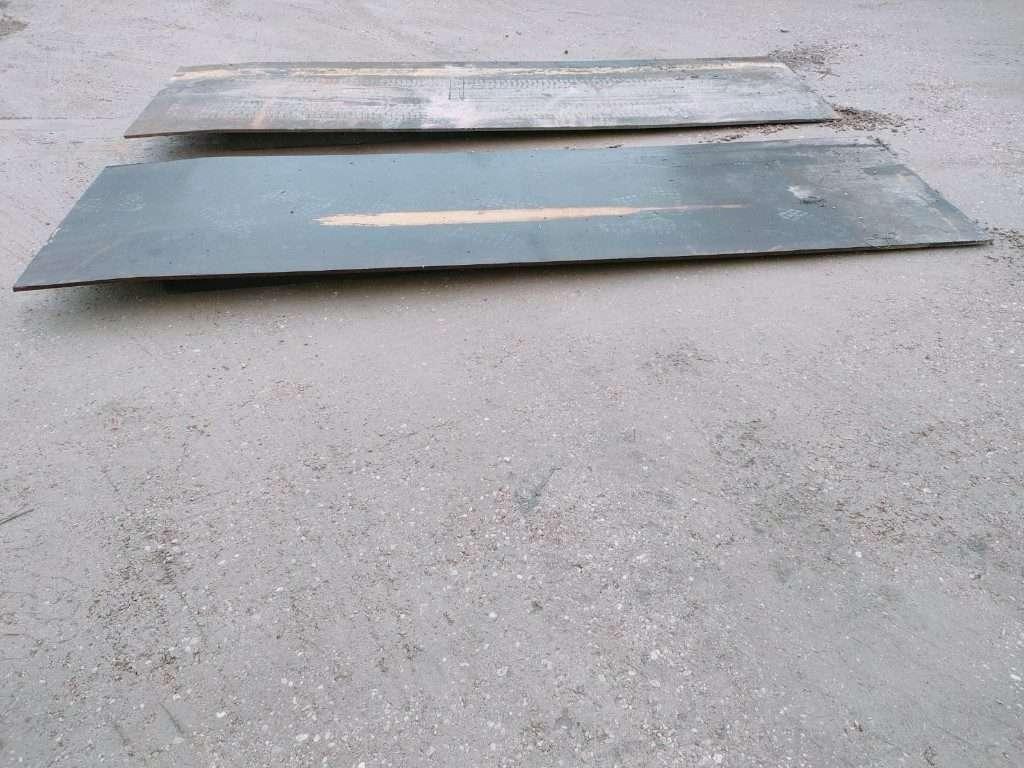PEDANE IN FERRO PER CONTAINER Foto 3