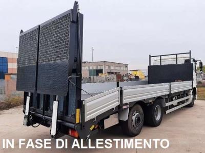 Man TGM 26.340 vendida por PSL Autocarri Srl