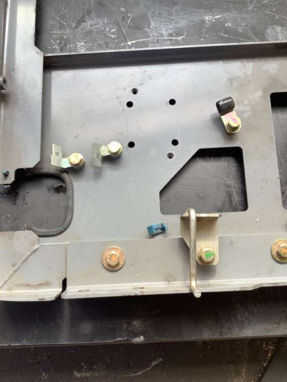 Capó y panel de carrocería para Hitachi ZX 135-5 Foto 3