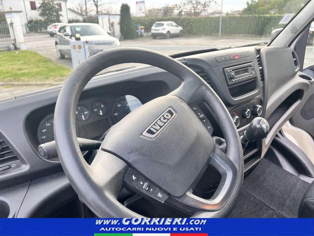 Iveco 35-140 Foto 10