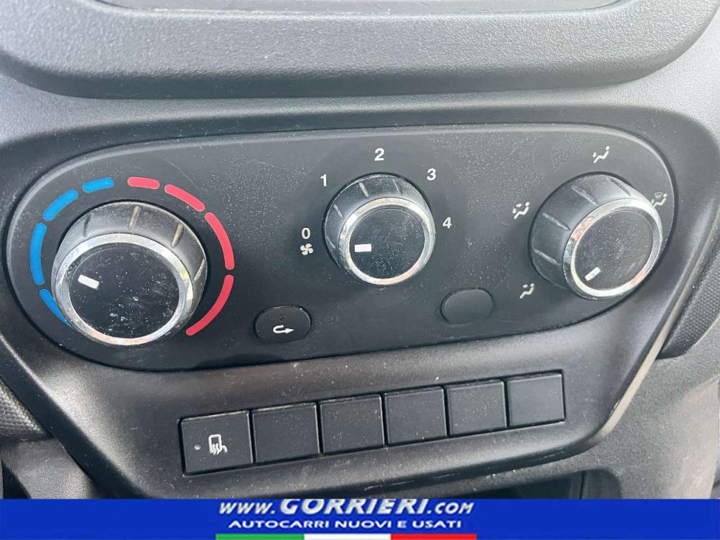 Iveco 35-140 Foto 11