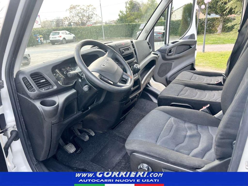 Iveco 35-140 Foto 9