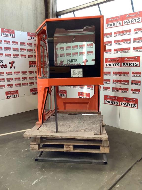 Cabina para Yanmar VIO 80 Foto 4