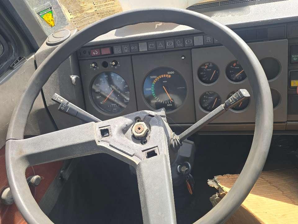 Iveco 190-30 Foto 13