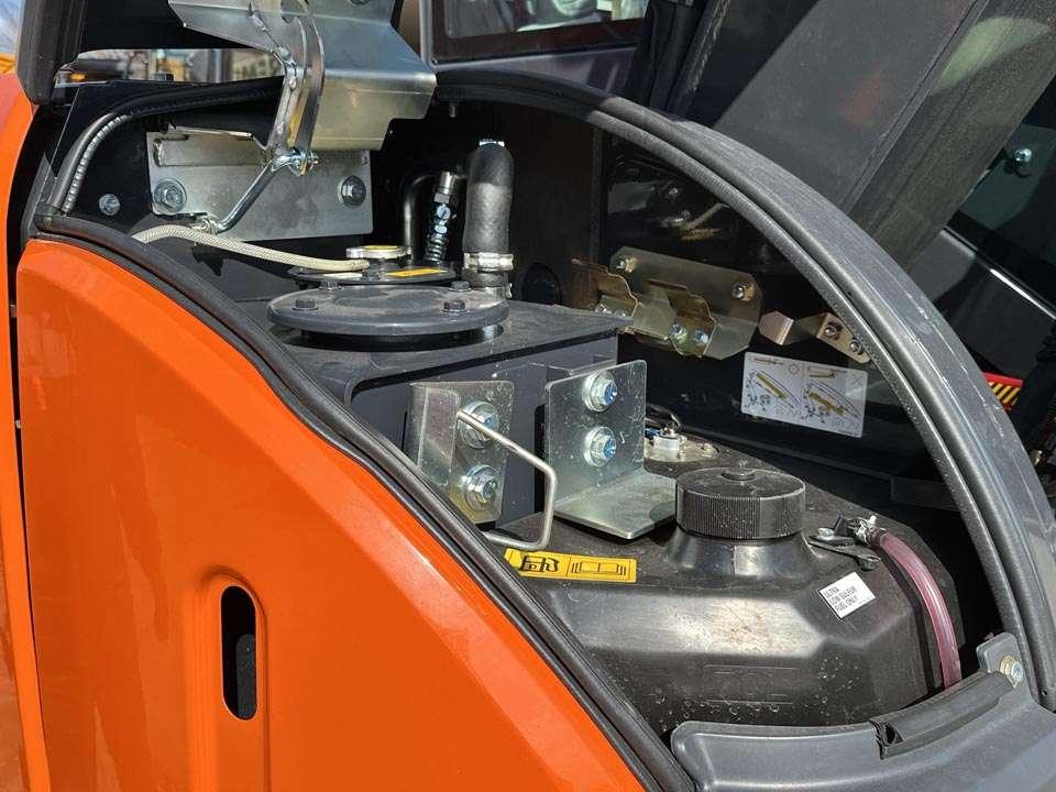Hitachi ZX63U Foto 11