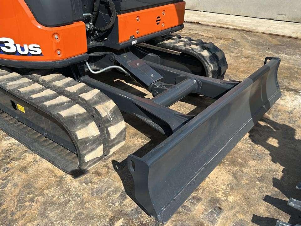 Hitachi ZX63U Foto 6