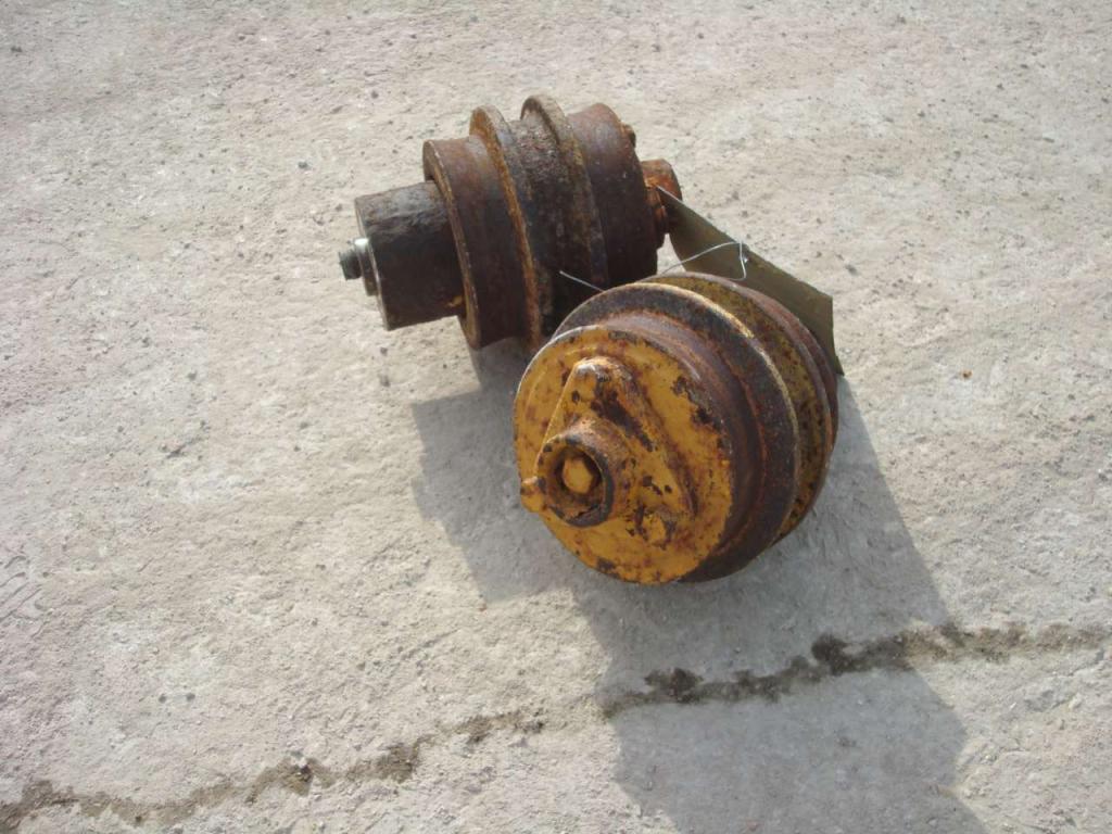 Rodillos superiores para Komatsu D31S Foto 3
