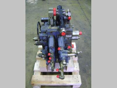 Distribuidor hidraulico para New Holland E 145 vendida por PRV Ricambi Srl