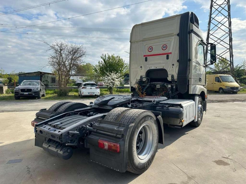 Mercedes-Benz Actros 1848 Foto 4
