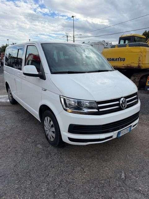 Volkswagen KOMBI 9 posti Foto 2