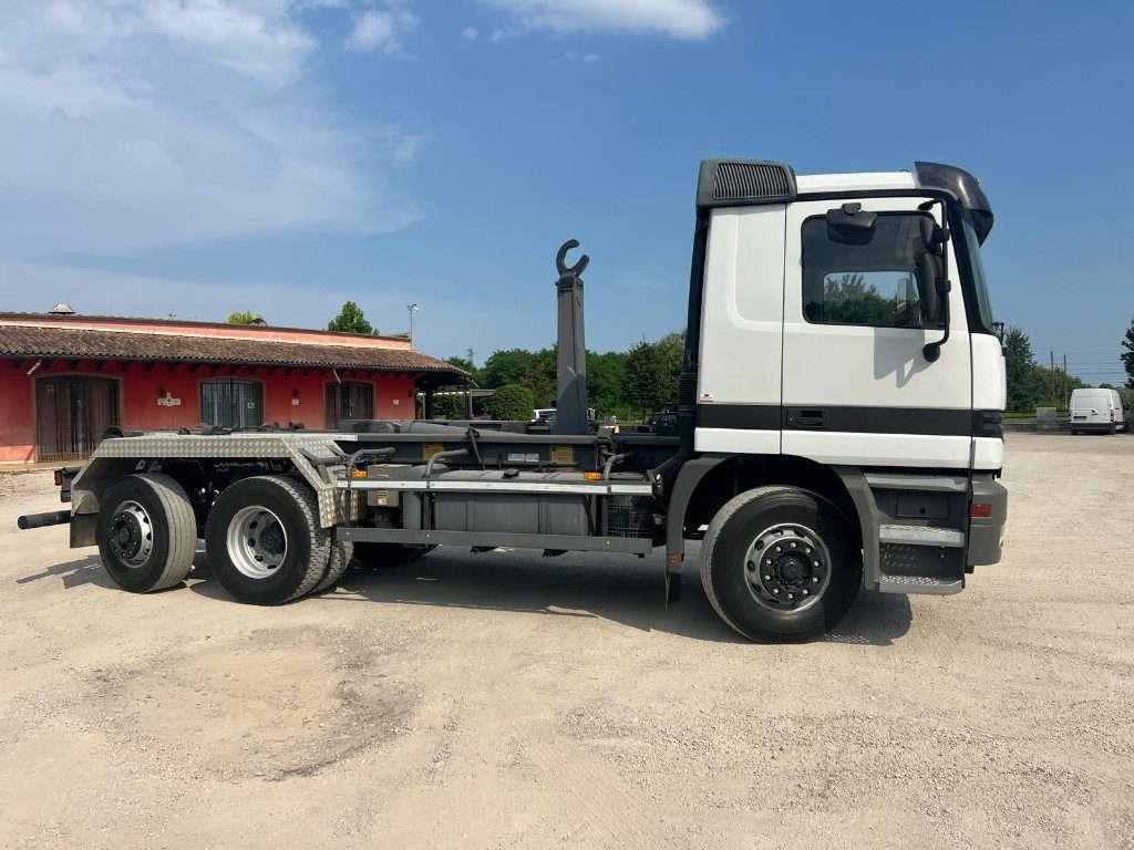 Mercedes-Benz 1840 Foto 8