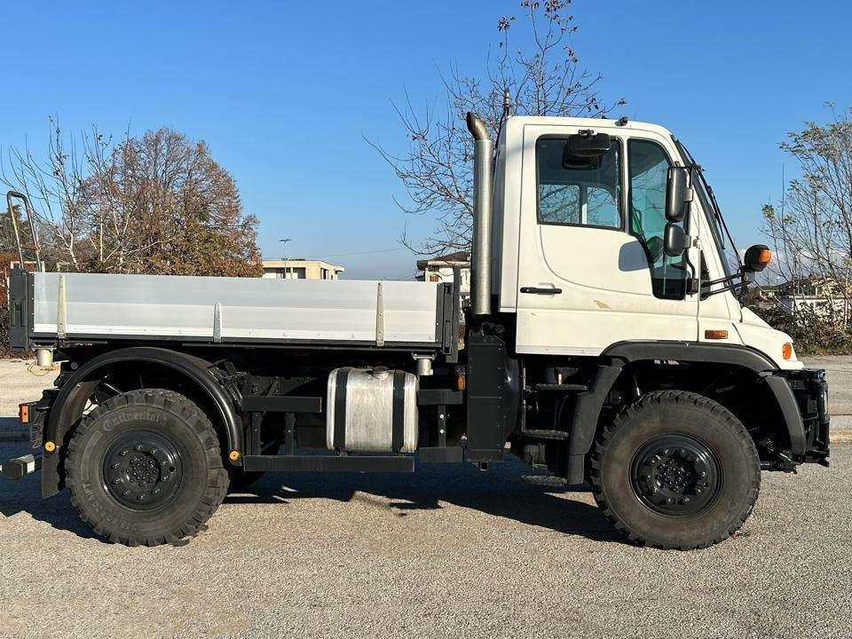 Mercedes-Benz Unimog 405 4X4 Foto 16