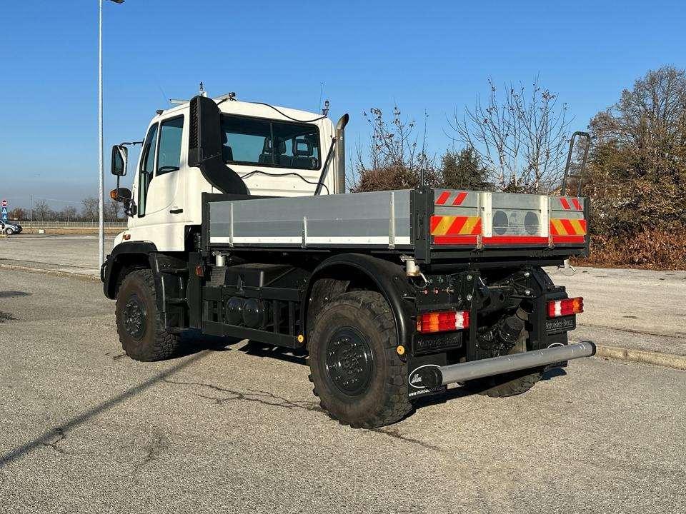 Mercedes-Benz Unimog 405 4X4 Foto 3
