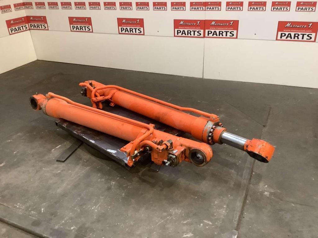 Cilndro de levantamiento para Fiat Hitachi EX 235 Foto 4