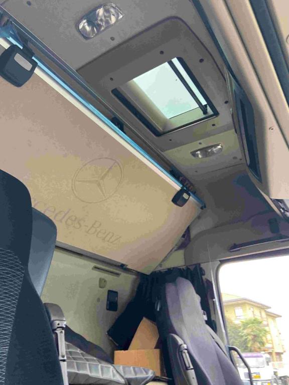 Mercedes-Benz 420 Euro 6 Foto 3