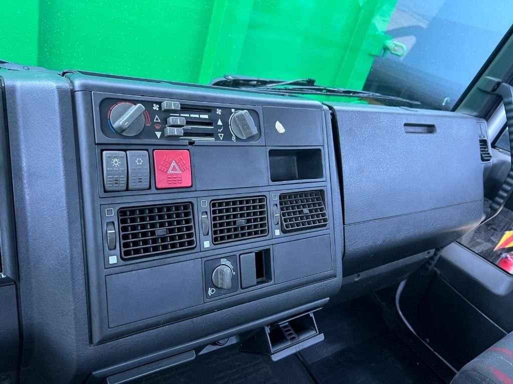 Iveco EUROCARGO 120E1S MULTIBENNA Foto 11