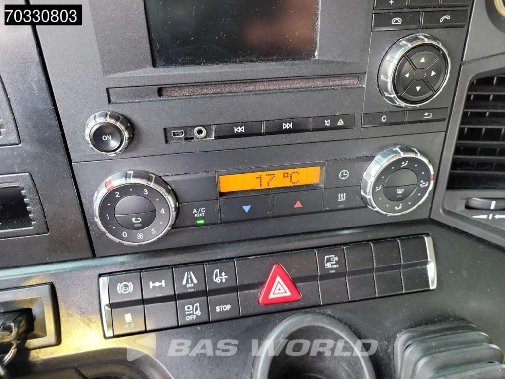 Mercedes-Benz Actros 1843 4X2 BigSpace NL-Truck Retarder 2x Tanks Foto 20