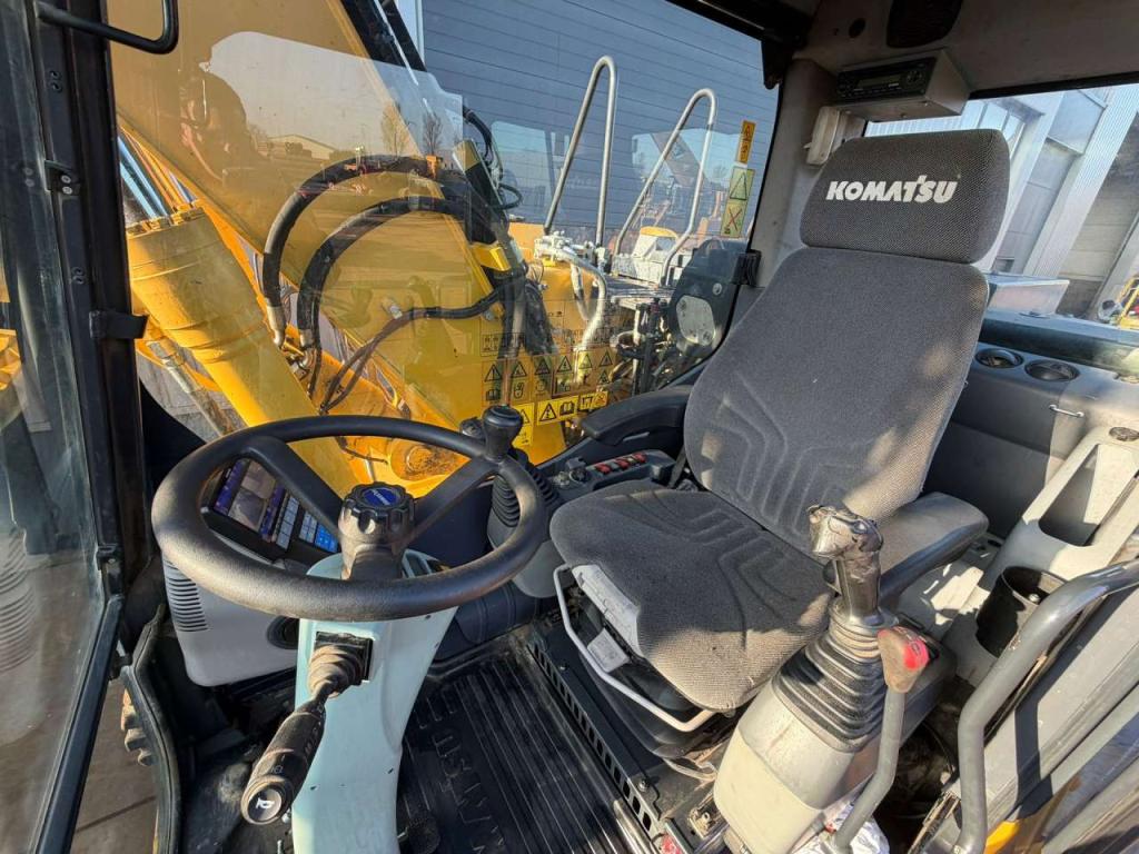Komatsu PW148-10 Foto 15