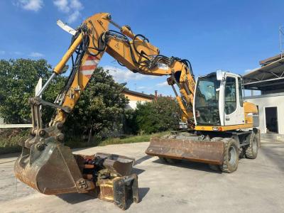 Liebherr 914 Foto 1