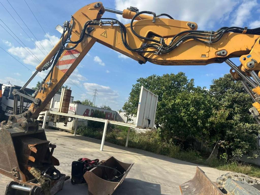 Liebherr 914 Foto 11