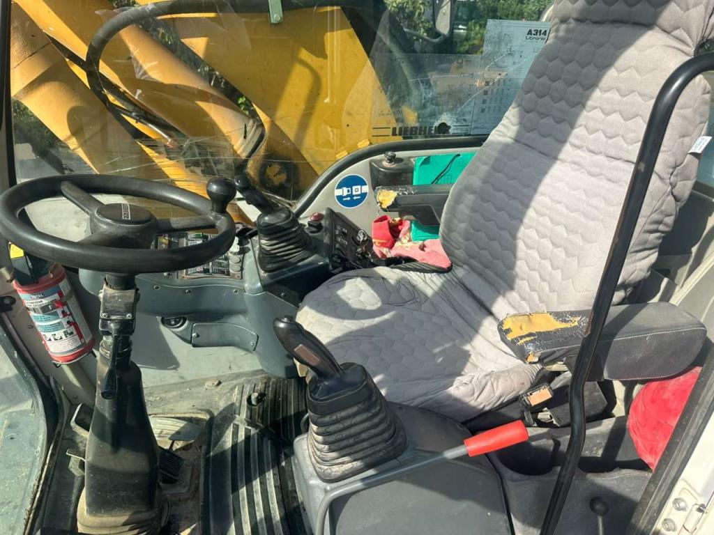 Liebherr 914 Foto 13