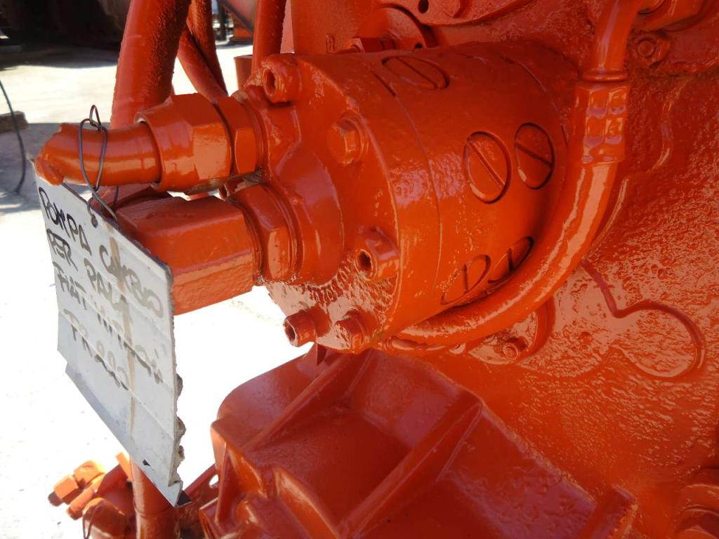 Bomba hidráulica de transmisión para Fiat Hitachi FR220 Foto 1