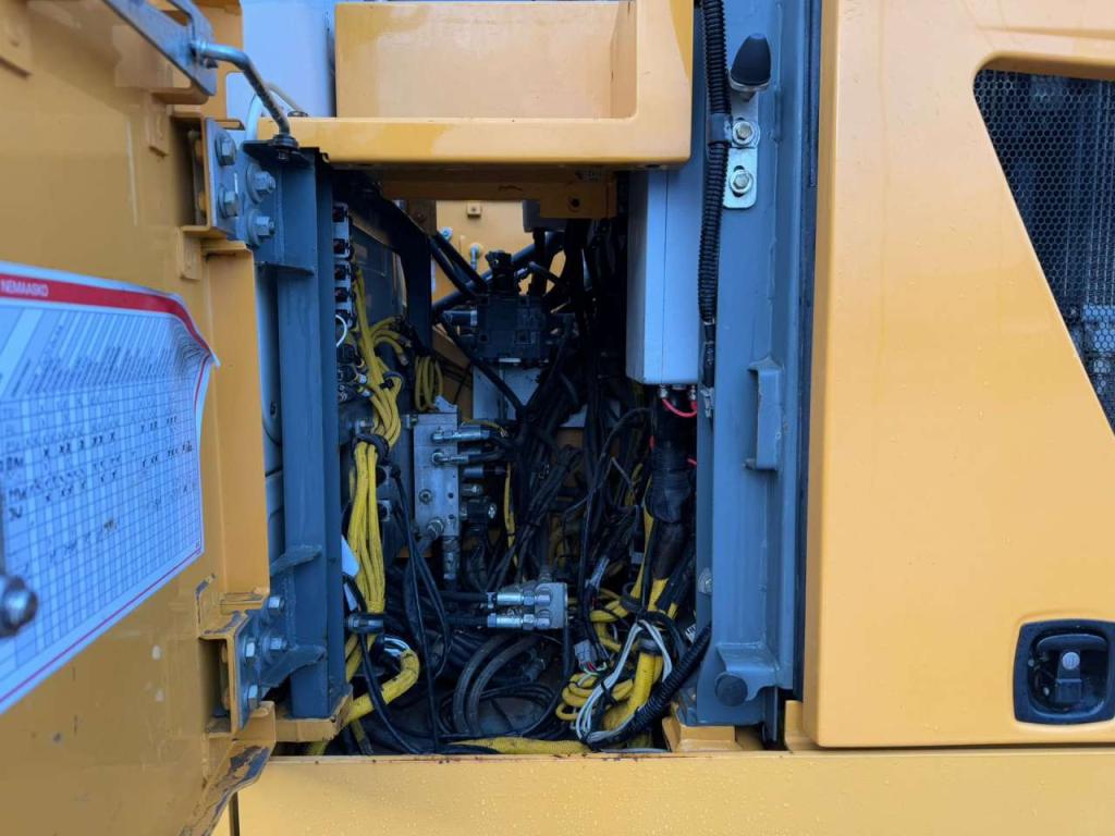 Liebherr R926 LC Foto 28