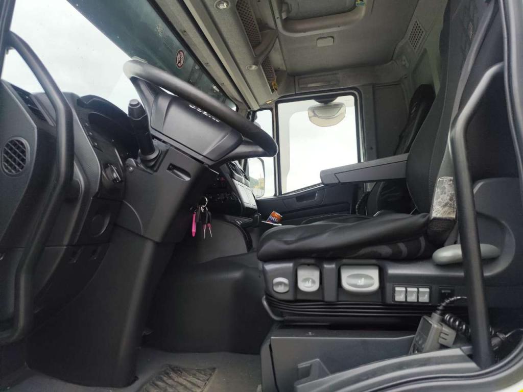 Iveco STRALIS HI-STREET AD190S42 Foto 10