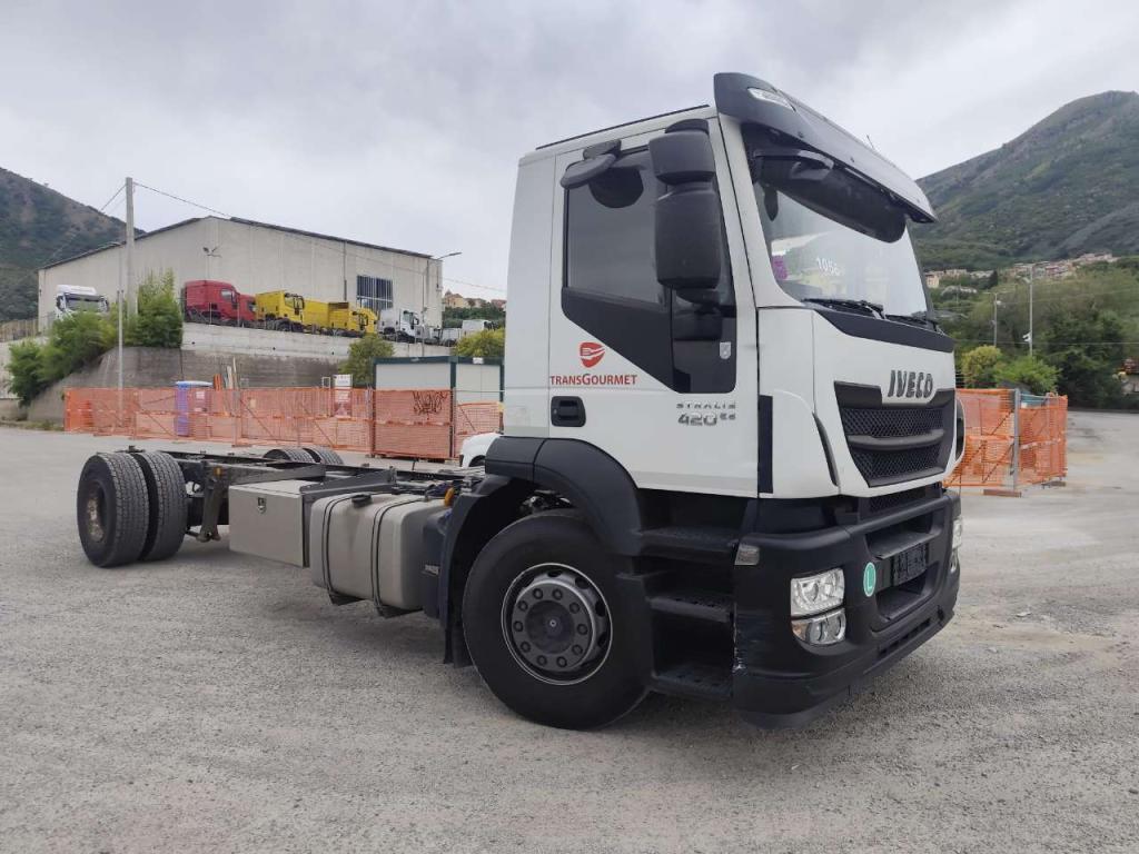 Iveco STRALIS HI-STREET AD190S42 Foto 21