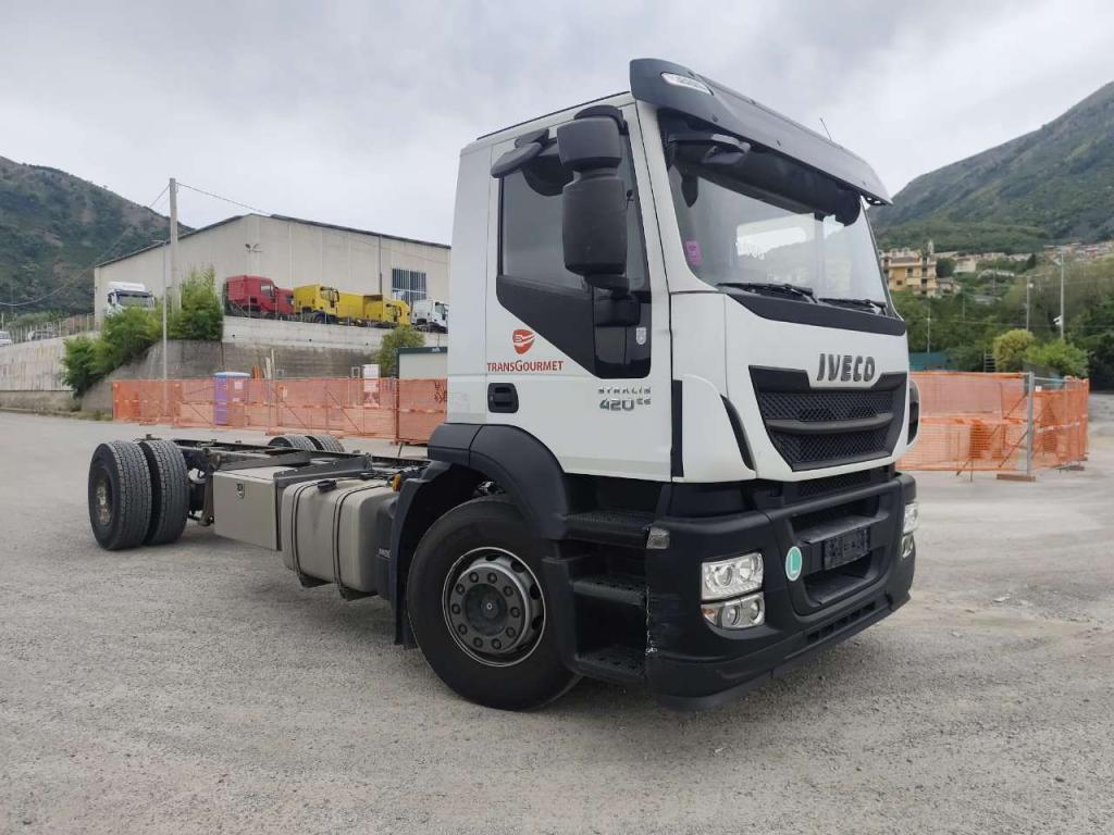 Iveco STRALIS HI-STREET AD190S42 Foto 22