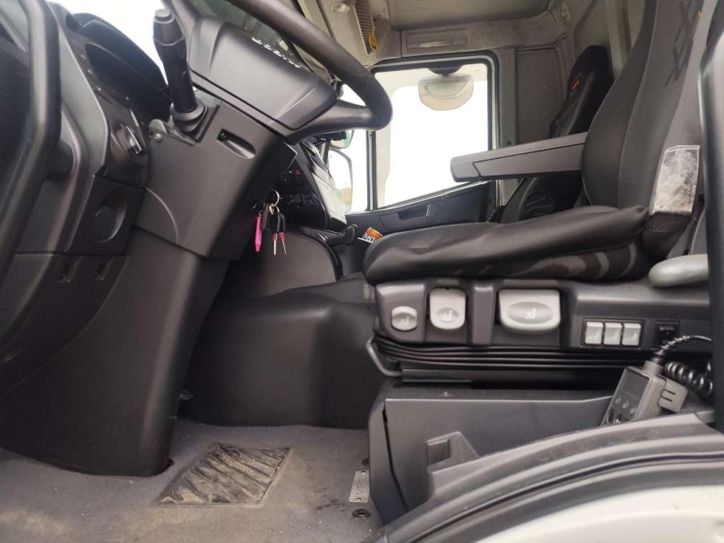 Iveco STRALIS HI-STREET AD190S42 Foto 8