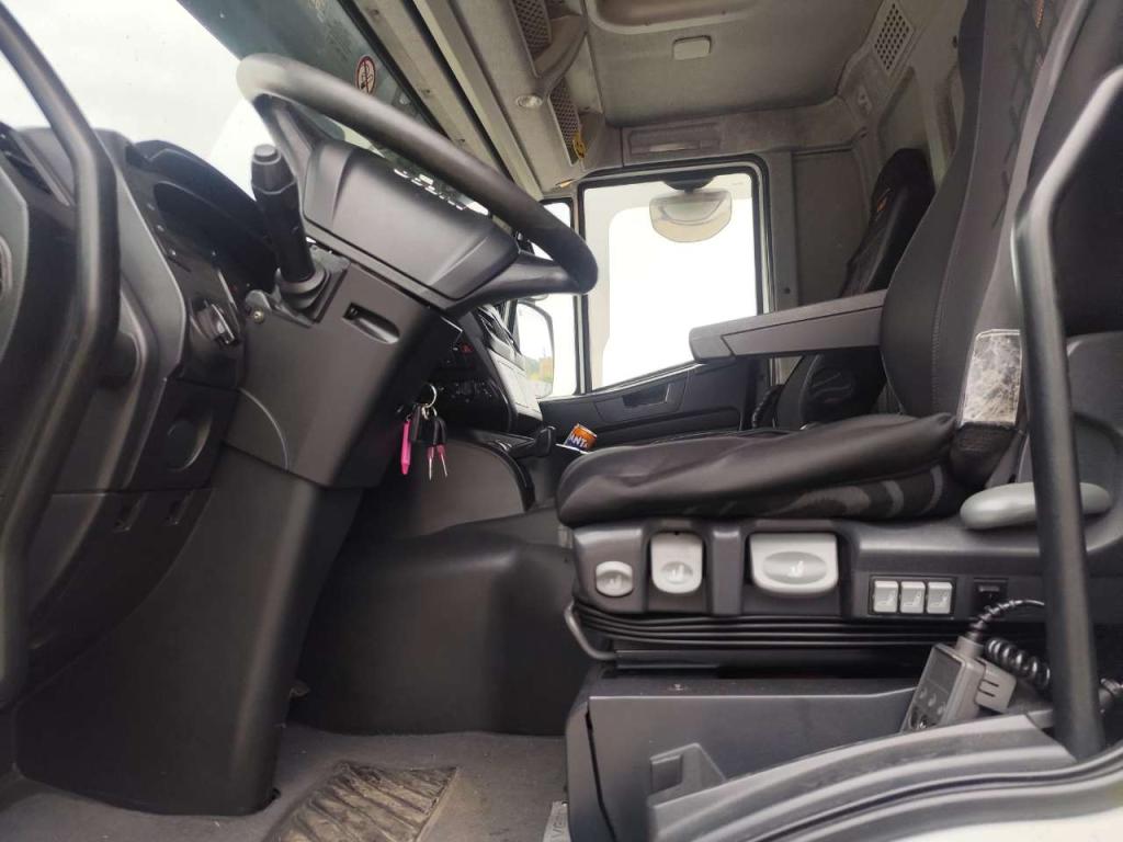 Iveco STRALIS HI-STREET AD190S42 Foto 9