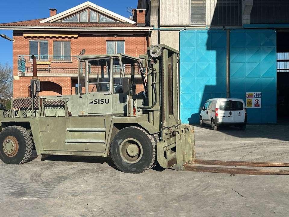 Sisu TD 1612 4X2 Foto 18