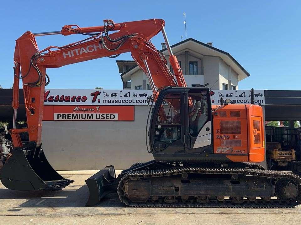 Hitachi ZX225USLC-6 Foto 2