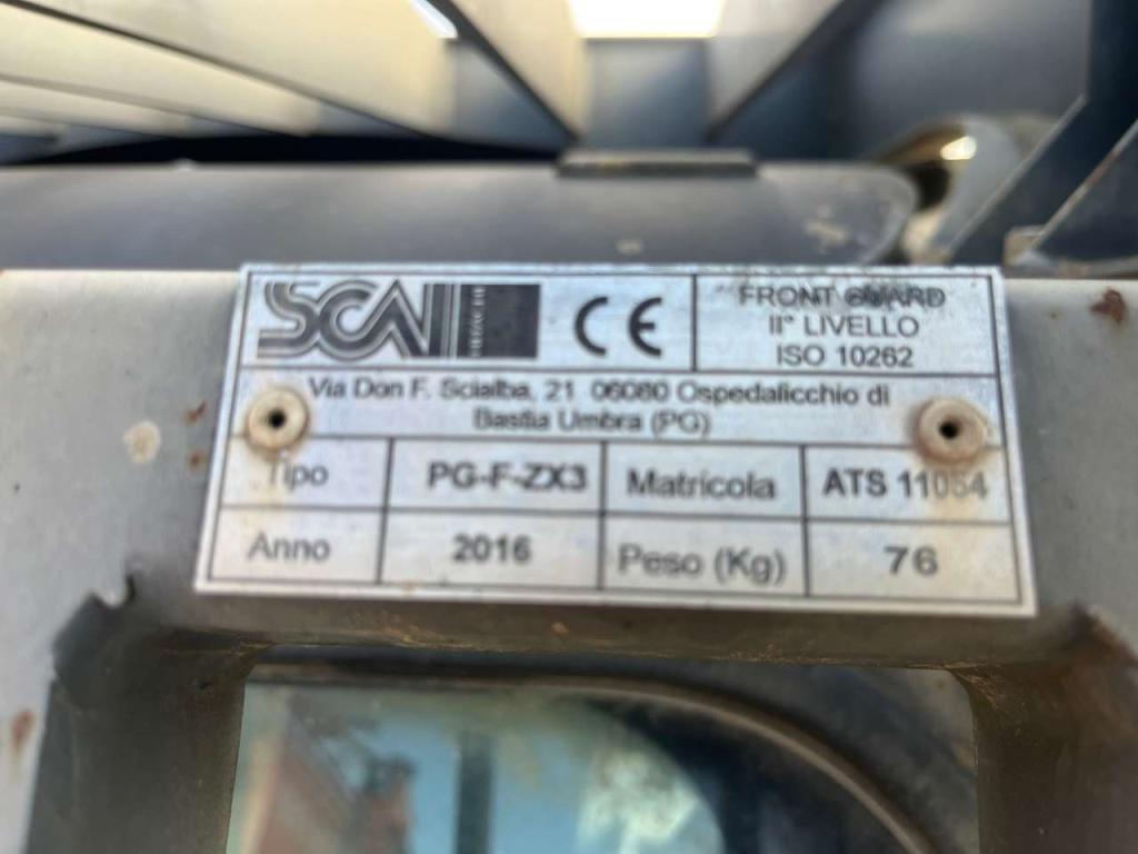 Hitachi GRIGLIE PROTEZIONE CABINA Foto 3