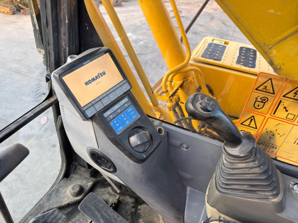 Komatsu PC210NLC-8 Foto 10
