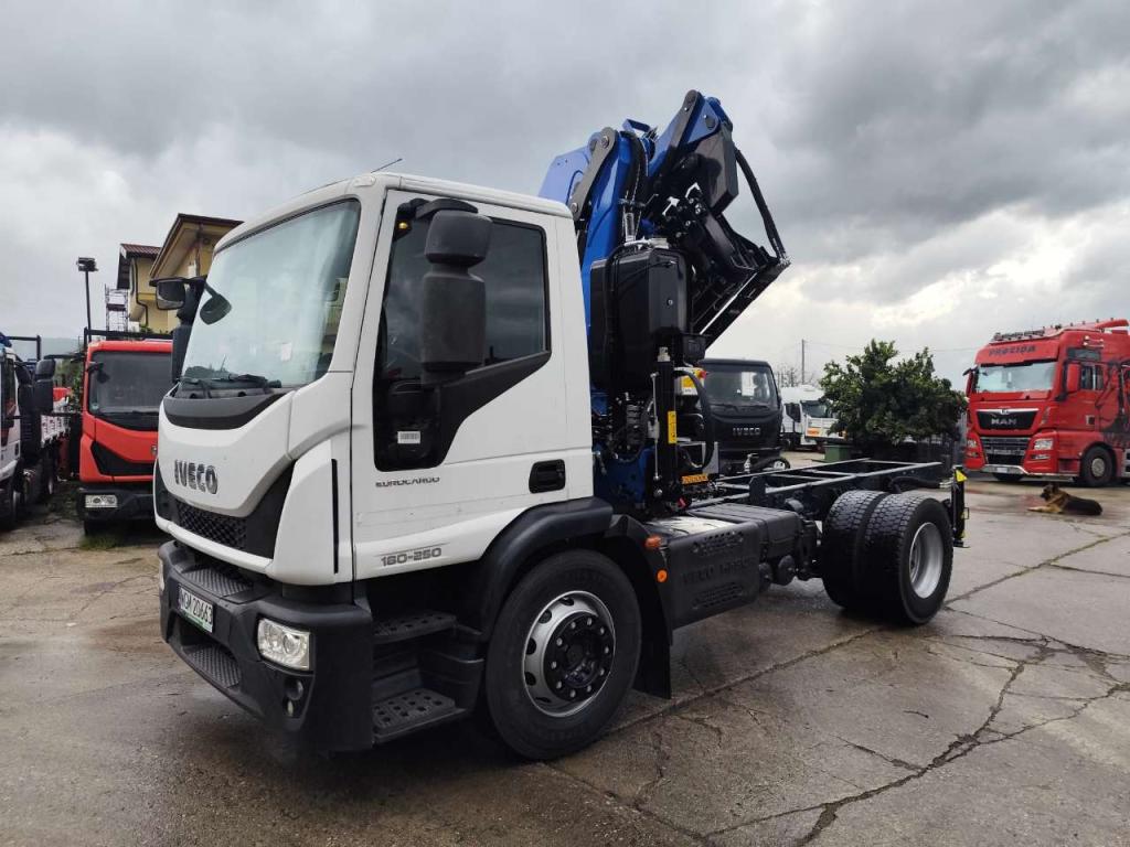 Iveco EUROCARGO 180-250 Foto 16