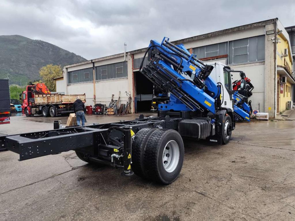 Iveco EUROCARGO 180-250 Foto 28