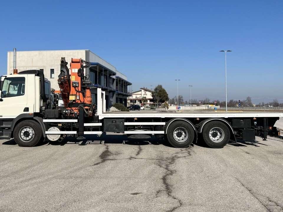 Daf CF 85  6X2 Foto 2