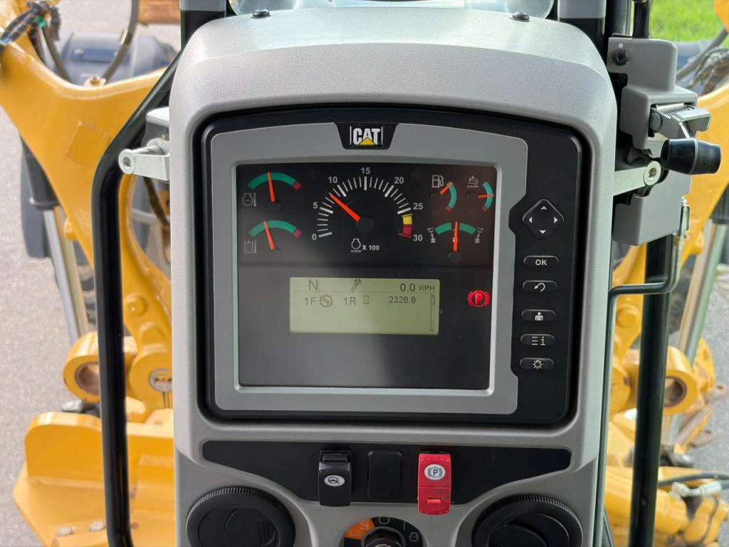 Caterpillar 140 AWD 15A CE / TUV / EPA Trimble prepared Foto 26