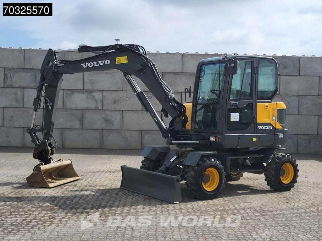 Volvo EW60 E A/C - 3 Buckets Foto 3
