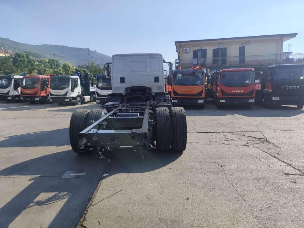 Iveco EUROCARGO 180E32 Foto 16