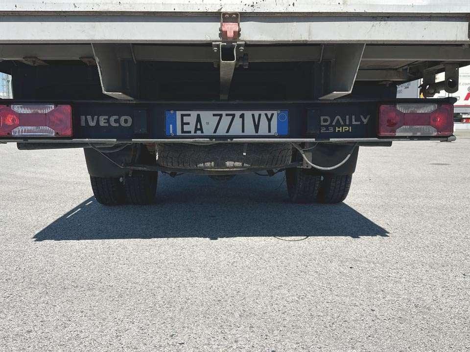 Iveco DAILY 35C13 4X2 Foto 8