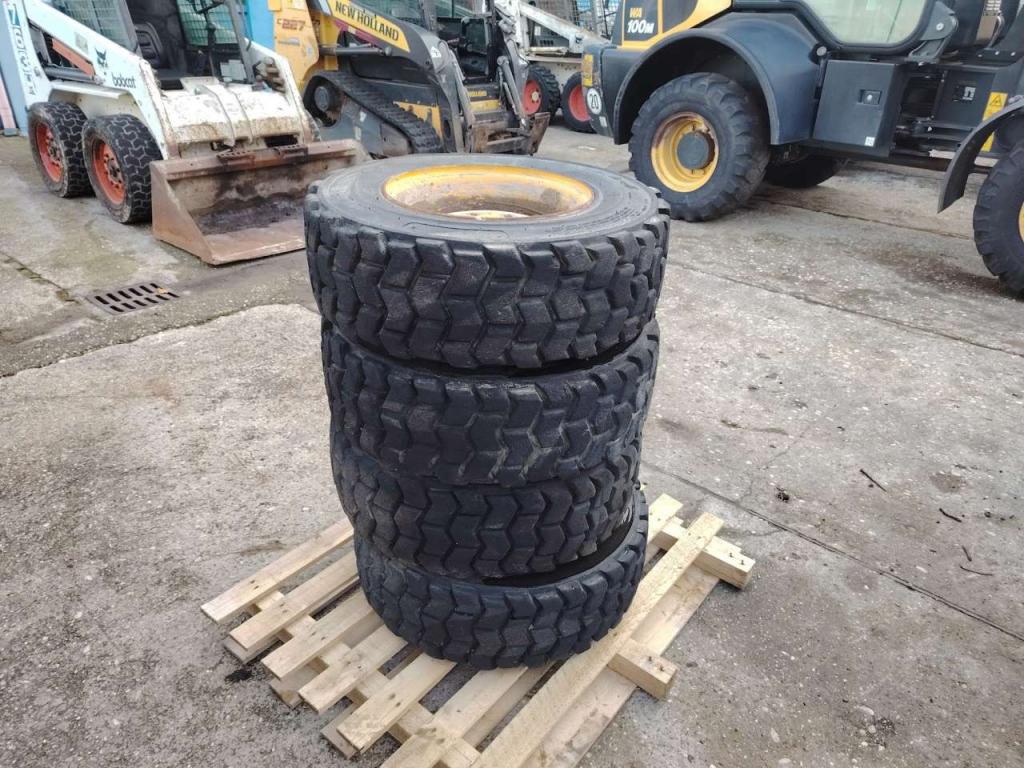 Komatsu SK815-5 Foto 18