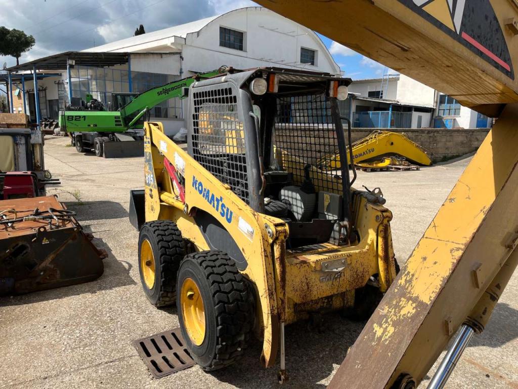 Komatsu SK815-5 Foto 3