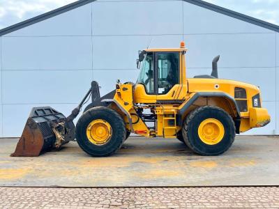Volvo L120G - Dutch Machine / 3rd Function Foto 1