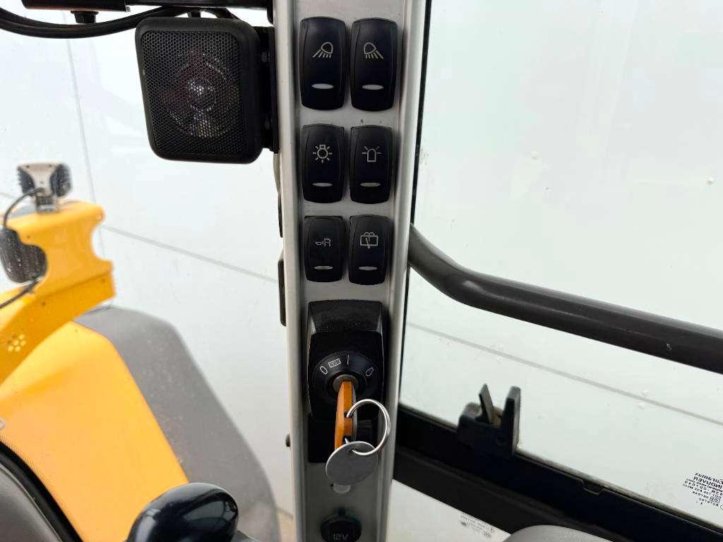 Volvo L120G - Dutch Machine / 3rd Function Foto 13