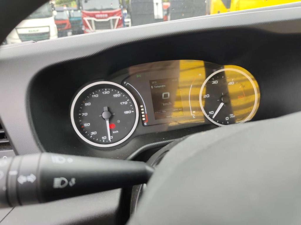 Iveco DAILY 35-140 Foto 15